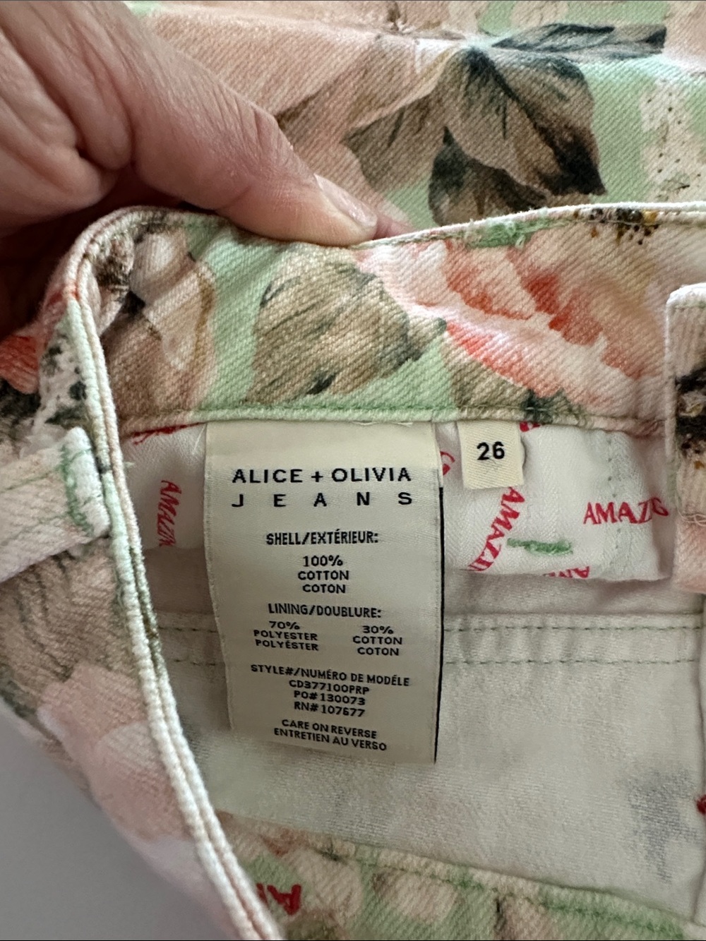ALICE + OLIVIA YOU LOOK AMAZINGFloral Print Women’s High-Waist Shorts - Picture 6 of 6